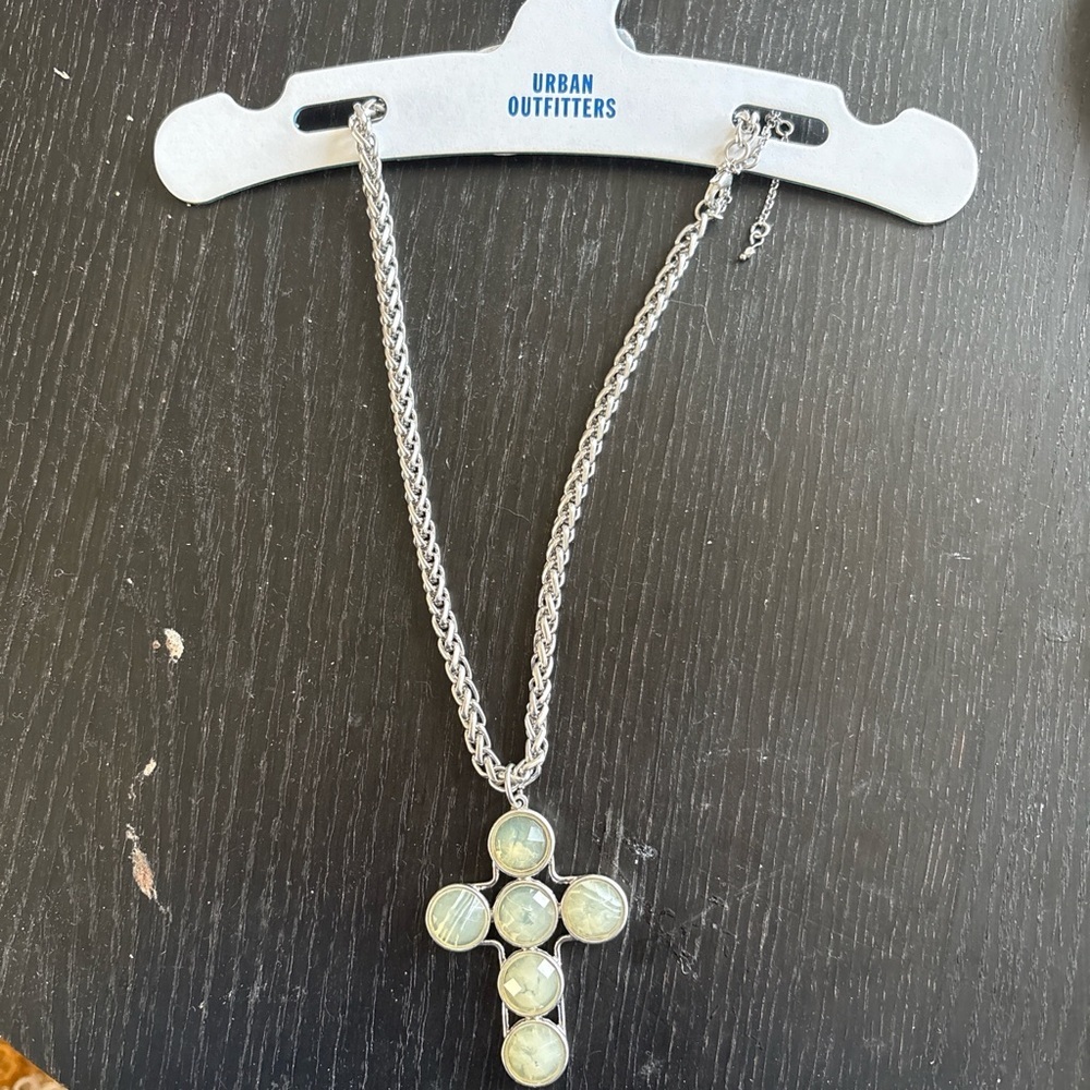 Urban outfitters Ozzy Statement Cross Necklace NEW - Picture 2 of 4
